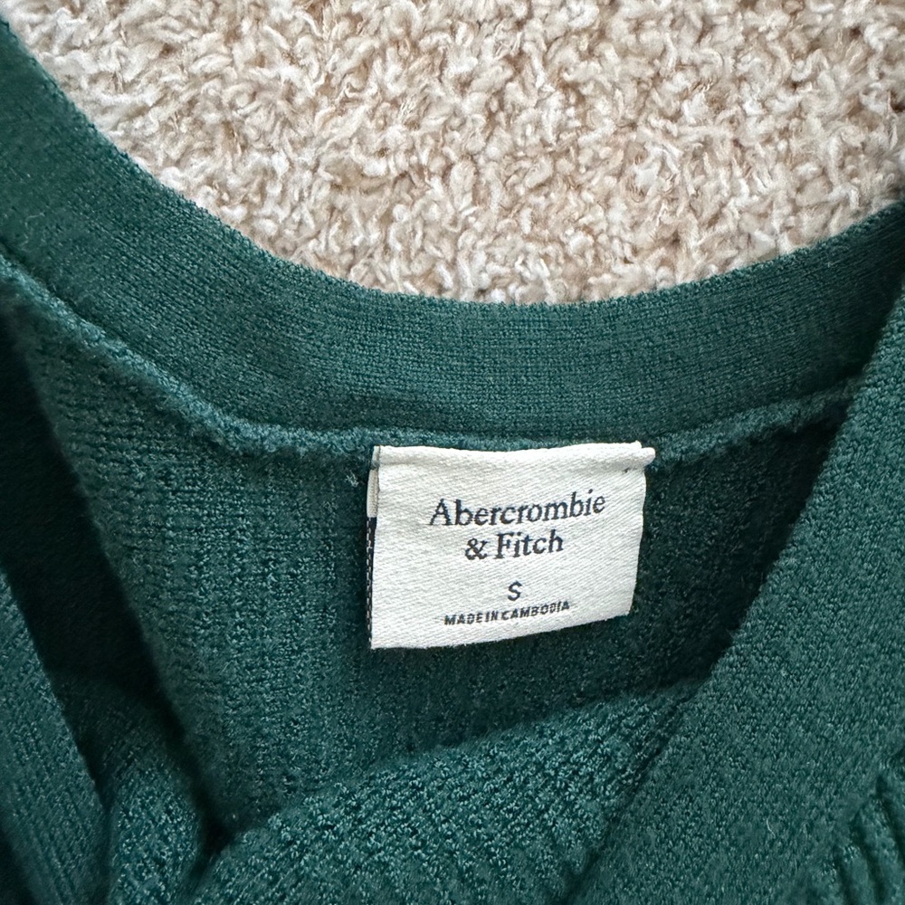 Women's Green Ribbed Tank Top - Picture 3 of 3